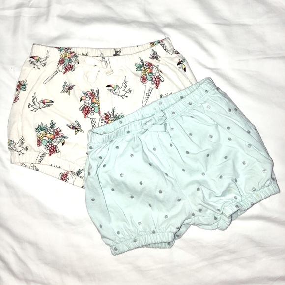 gap bubble shorts